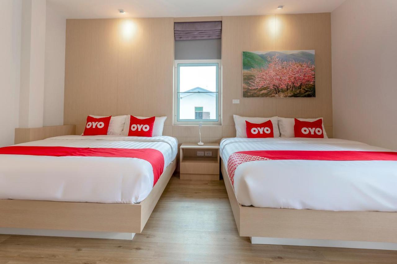 Oyo 1053 Bloom Guest House Чиангмай Экстерьер фото