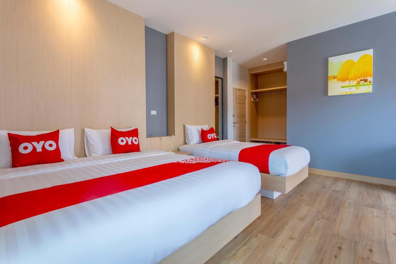 Oyo 1053 Bloom Guest House Чиангмай Экстерьер фото