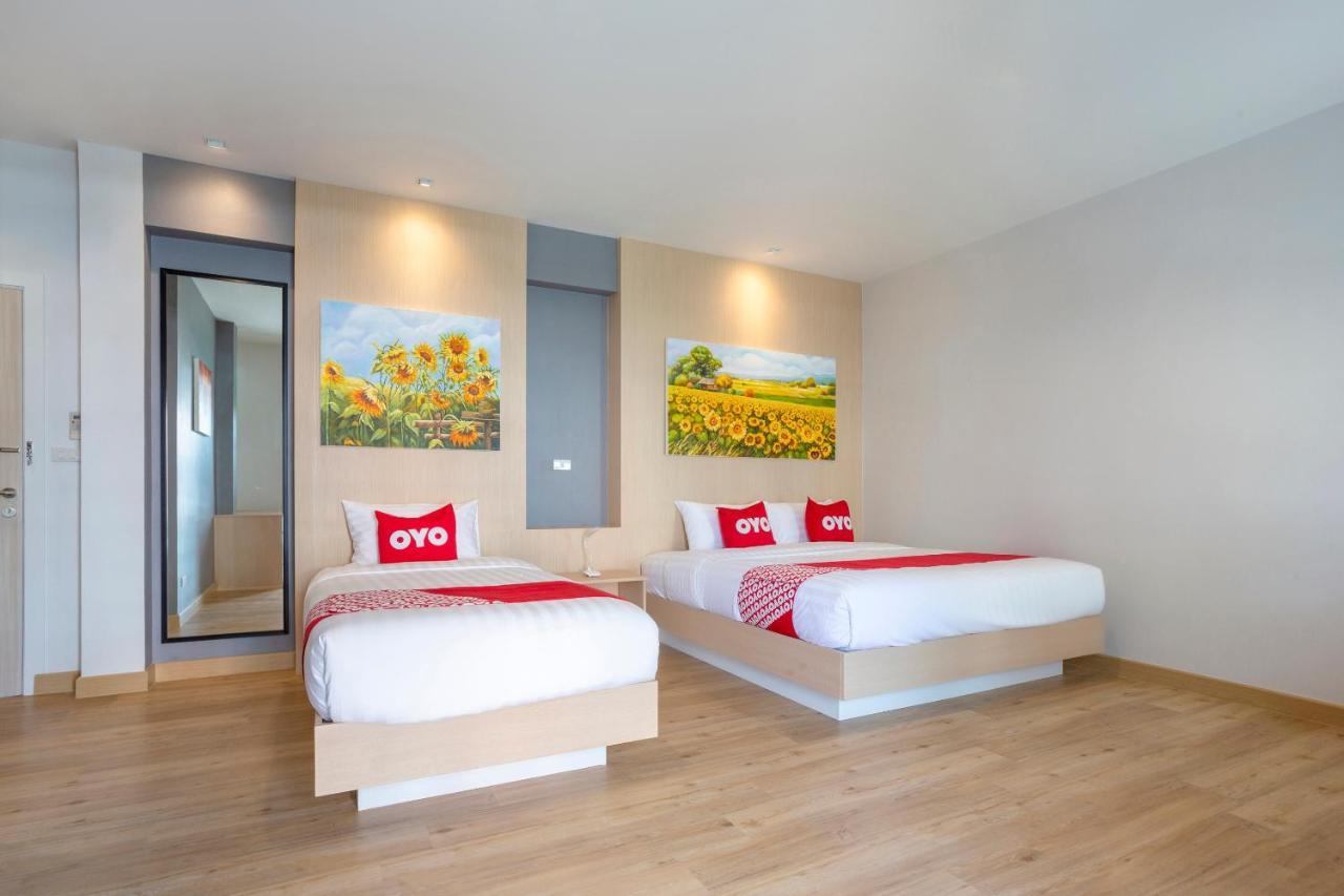 Oyo 1053 Bloom Guest House Чиангмай Экстерьер фото