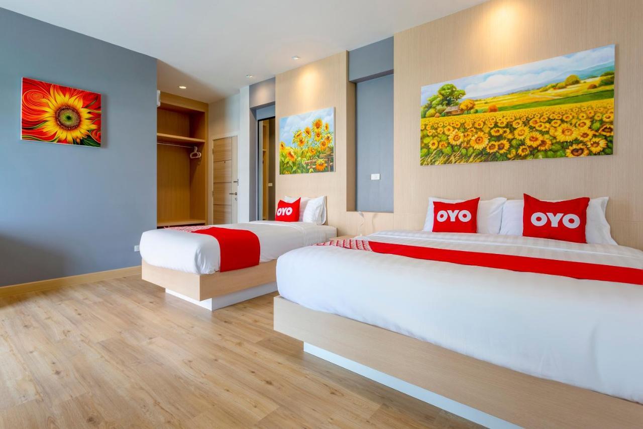 Oyo 1053 Bloom Guest House Чиангмай Экстерьер фото