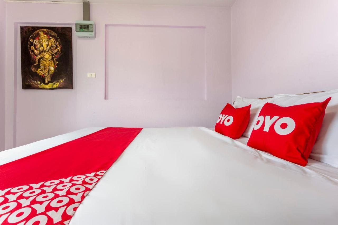 Oyo 1053 Bloom Guest House Чиангмай Экстерьер фото