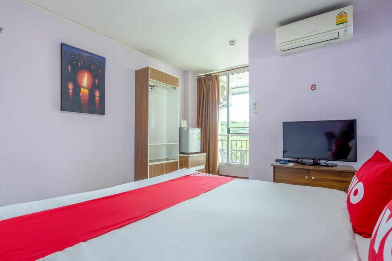 Oyo 1053 Bloom Guest House Чиангмай Экстерьер фото